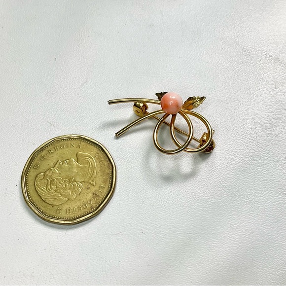 Vintage Angelskin Coral Brooch Pin - Picture 2 of 5